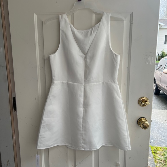Reformation Classic White Dress - Picture 8 of 16